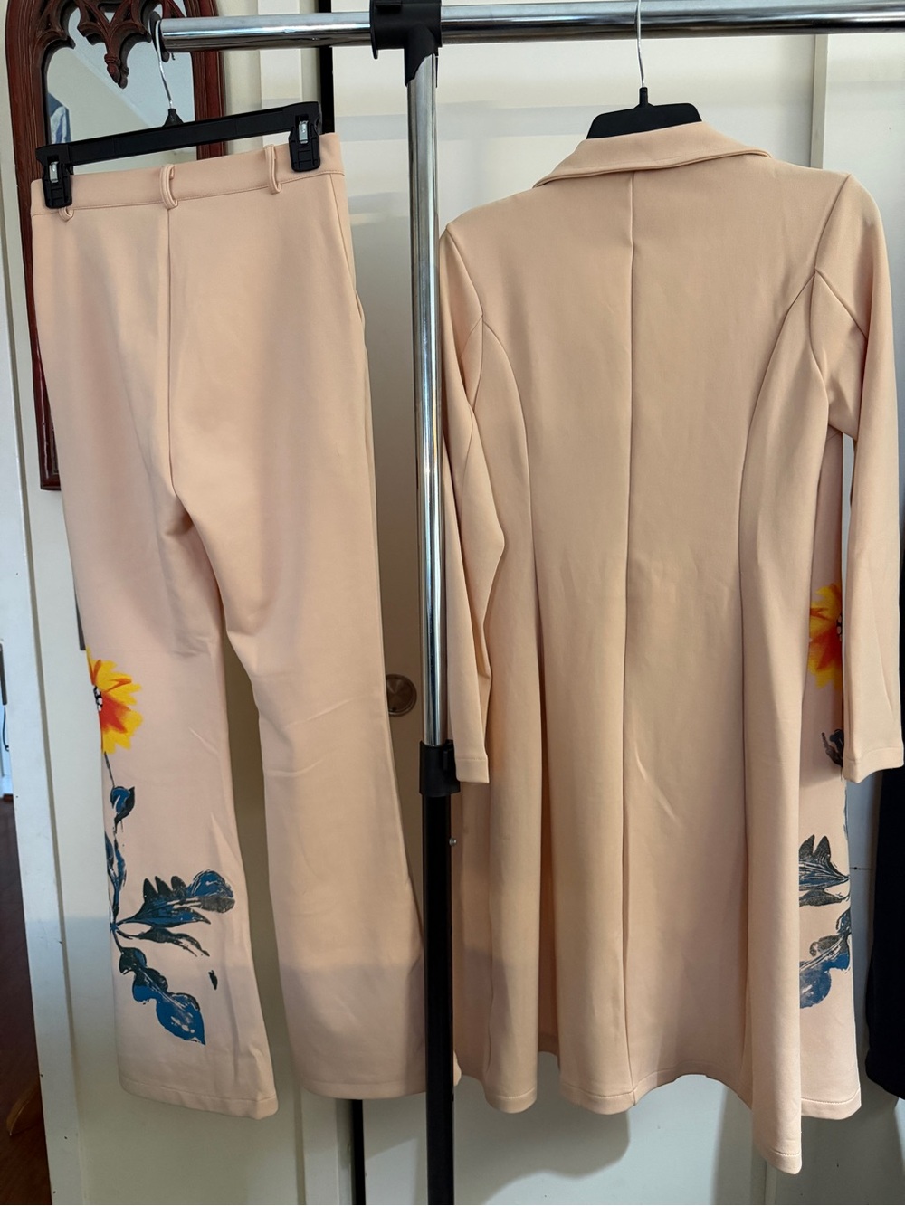 Beige Floral Wide-Leg Pant and Coat Set - Picture 2 of 6